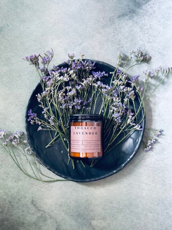 Lavender Tobacco Candle